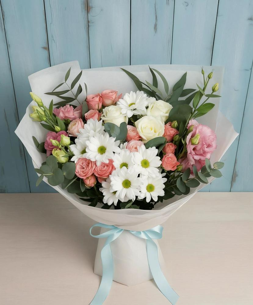 Букет цветов из: Розы, Лизиантусы и Хризантемы в Старожилово