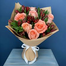 Букет цветов из:  Розы и Альстромерии в Старожилово