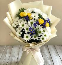 Букет цветов из:  Ирисы, Хризантемы и Розы #REPLACE_PRED# Старожилово