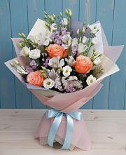 Букет цветов из:  Лизиантусы, Розы, Альстромерии и Гипсофила в Старожилово