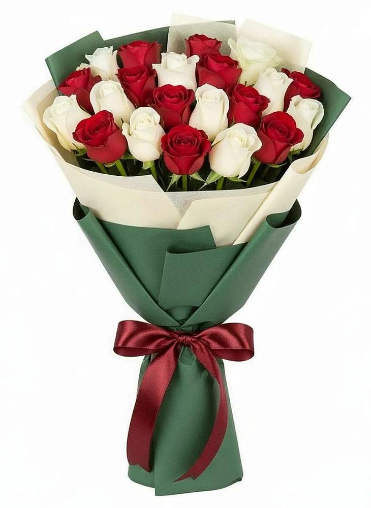 Букет Микс из красных и белых роз в Старожилово