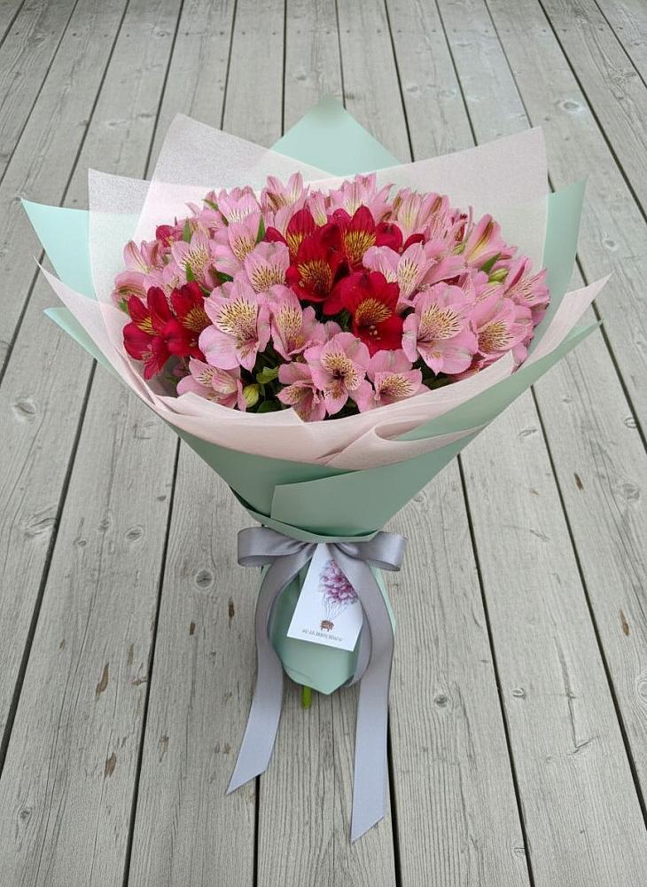 Букет цветов из: Альстромерии в Старожилово