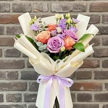 Букет цветов из:  Лизиантусы и Розы в Старожилово