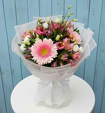 Букет цветов из:  Герберы, Альстромерии и Лизиантусы в Старожилово