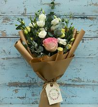 Букет цветов из:  Розы и Лизиантусы в Старожилово
